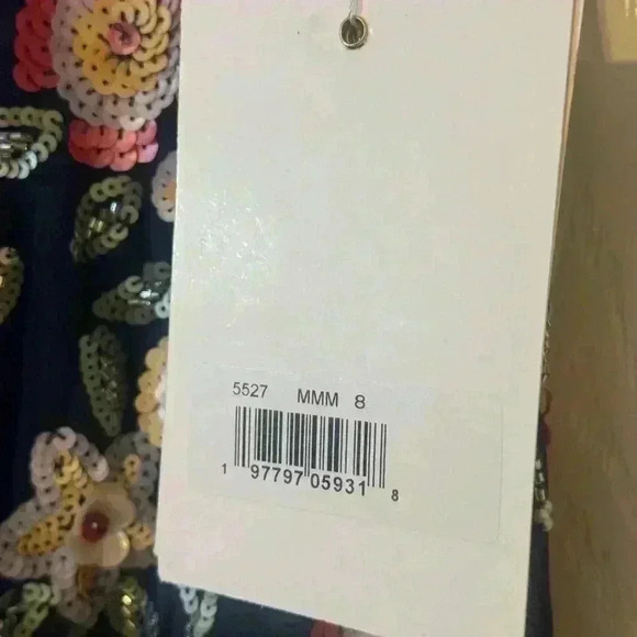 Mac Duggal Deep V-Neck Midi Embroidered Dress Size 8 NWT style #5527 - Picture 6 of 8